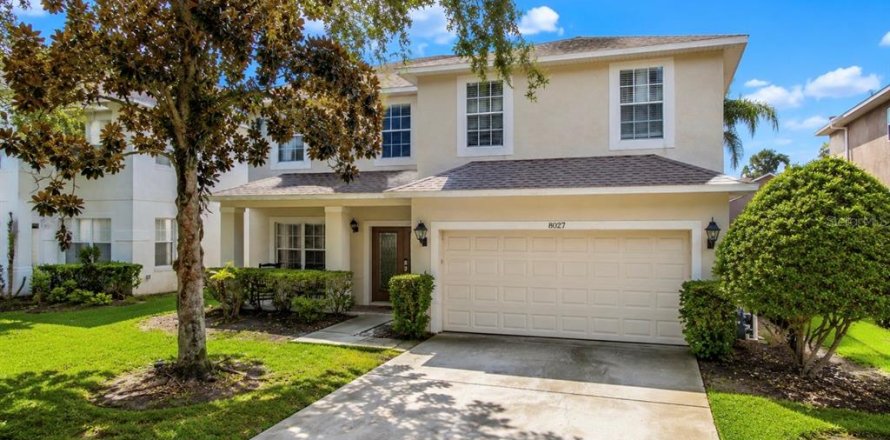 House in Kissimmee, Florida 5 bedrooms, 251.67 sq.m. № 2289939