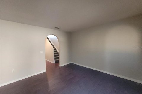 Touwnhouse à louer à Lakeland, Floride: 3 chambres, 164.53 m2 № 2115147 - photo 2