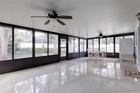 Villa ou maison à vendre à Orlando, Floride: 4 chambres, 128.67 m2 № 2419100 - photo 11