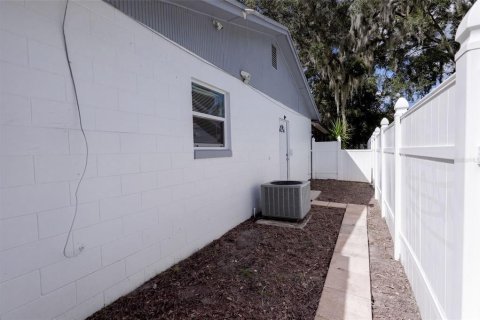 Villa ou maison à vendre à Orlando, Floride: 4 chambres, 128.67 m2 № 2419100 - photo 6