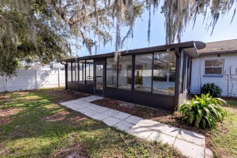Villa ou maison à vendre à Orlando, Floride: 4 chambres, 128.67 m2 № 2419100 - photo 10