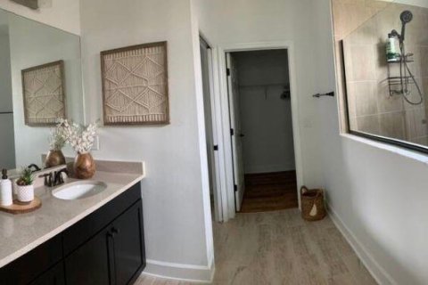 Casa en alquiler en Englewood, Florida, 3 dormitorios, 151.99 m2 № 1528029 - foto 9