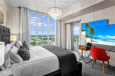 Купить кондоминиум в Майами, Флорида 2 спальни, 109.72м2, № 1956952 - фото 10