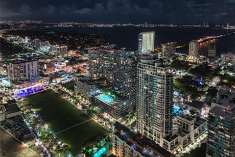 Купить кондоминиум в Майами, Флорида 2 спальни, 109.72м2, № 1956952 - фото 25