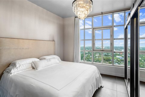 Купить кондоминиум в Майами, Флорида 2 спальни, 109.72м2, № 1956952 - фото 14