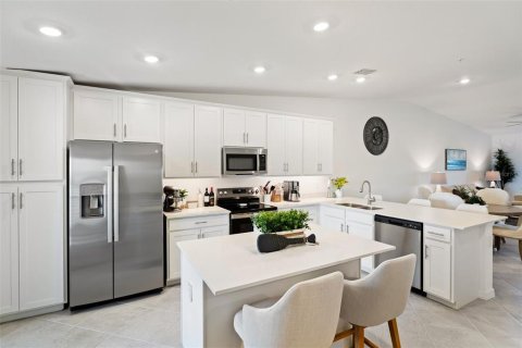 Copropriété à vendre à Punta Gorda, Floride: 2 chambres, 132.11 m2 № 2151270 - photo 10