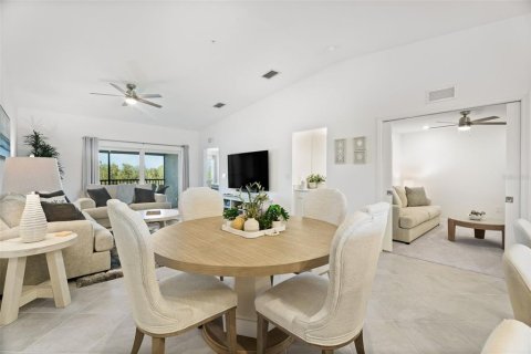 Copropriété à vendre à Punta Gorda, Floride: 2 chambres, 132.11 m2 № 2151270 - photo 15