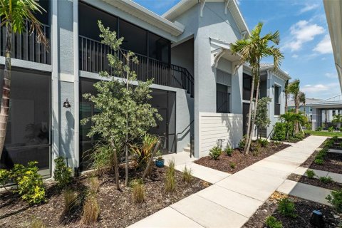 Condo à Punta Gorda, Floride, 2 chambres  № 2151270