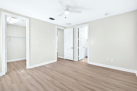 Touwnhouse à vendre à West Palm Beach, Floride: 4 chambres, 212.28 m2 № 2432856 - photo 27