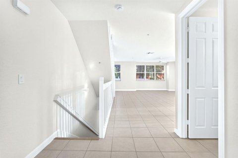 Touwnhouse à vendre à West Palm Beach, Floride: 4 chambres, 212.28 m2 № 2432856 - photo 12