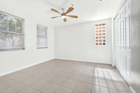 Touwnhouse à vendre à West Palm Beach, Floride: 4 chambres, 212.28 m2 № 2432856 - photo 8
