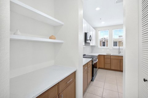 Touwnhouse à vendre à West Palm Beach, Floride: 4 chambres, 212.28 m2 № 2432856 - photo 23