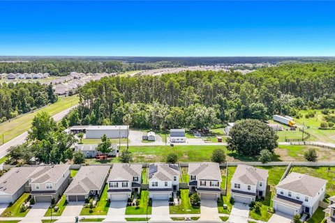Casa en venta en Land O' Lakes, Florida, 4 dormitorios, 190.08 m2 № 2201402 - foto 2