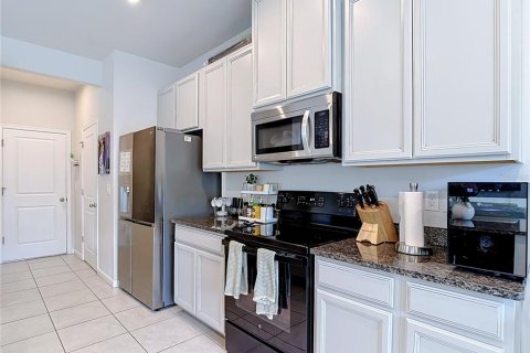 Casa en venta en Land O' Lakes, Florida, 4 dormitorios, 190.08 m2 № 2201402 - foto 18