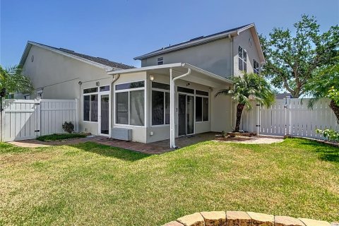 House in Orlando, Florida 5 bedrooms, 267 sq.m. № 1895016 - photo 30