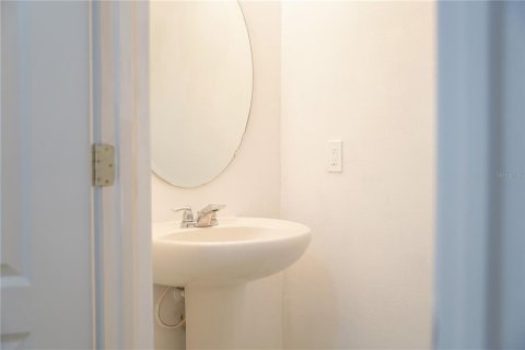 Townhouse in Orlando, Florida 3 bedrooms, 135.73 sq.m. № 1782902 - photo 16