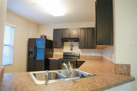 Townhouse in Orlando, Florida 3 bedrooms, 135.73 sq.m. № 1782902 - photo 10