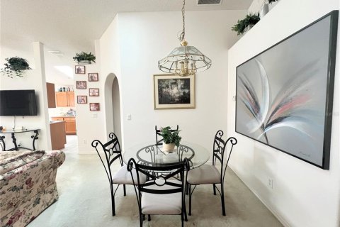 House in Kissimmee, Florida 4 bedrooms, 163.51 sq.m. № 1519999 - photo 4