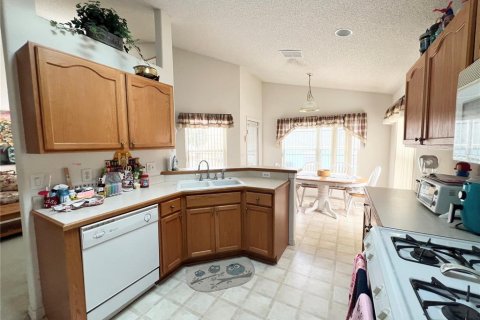 House in Kissimmee, Florida 4 bedrooms, 163.51 sq.m. № 1519999 - photo 13