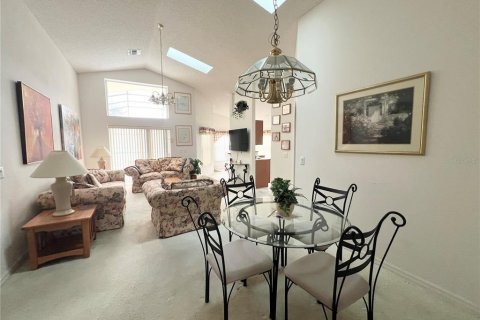 House in Kissimmee, Florida 4 bedrooms, 163.51 sq.m. № 1519999 - photo 3