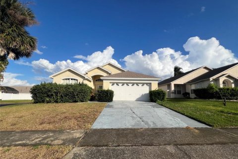 House in Kissimmee, Florida 4 bedrooms, 163.51 sq.m. № 1519999 - photo 1