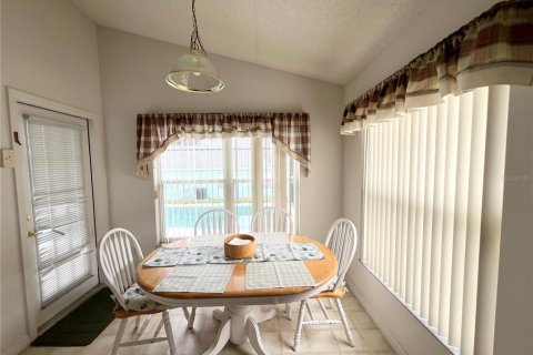 House in Kissimmee, Florida 4 bedrooms, 163.51 sq.m. № 1519999 - photo 8