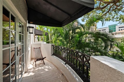 Adosado en venta en Coral Gables, Florida, 3 dormitorios, 130.06 m2 № 1948605 - foto 22