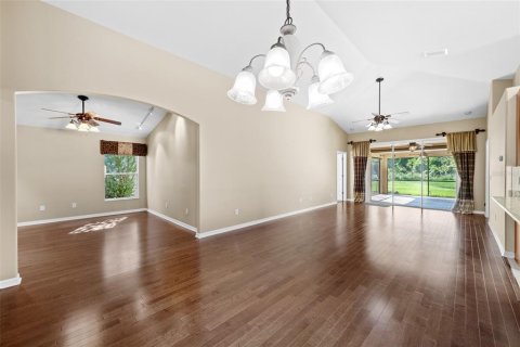 Casa en venta en Land O' Lakes, Florida, 3 dormitorios, 172.33 m2 № 2299597 - foto 9