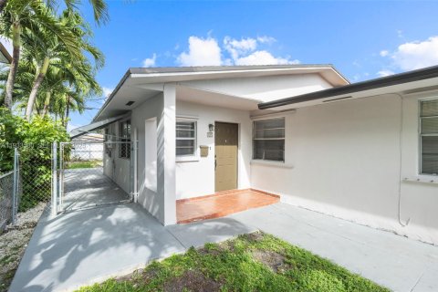 Снять в аренду виллу или дом в Хайалиа, Флорида 3 спальни, № 1991322 - фото 28