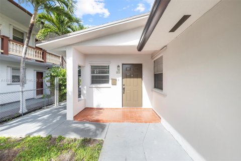 Снять в аренду виллу или дом в Хайалиа, Флорида 3 спальни, № 1991322 - фото 29