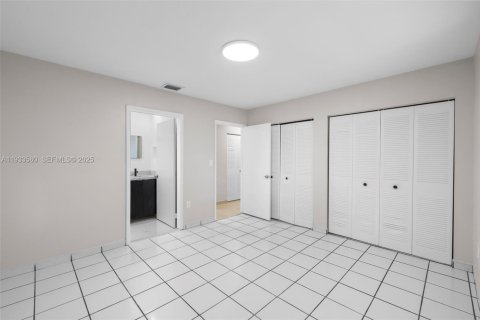 Снять в аренду виллу или дом в Хайалиа, Флорида 3 спальни, № 1991322 - фото 15