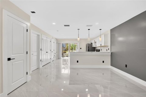 Copropriété à vendre à Winter Park, Floride: 2 chambres, 102.94 m2 № 2105929 - photo 2