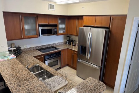 Copropriété à louer à Hallandale Beach, Floride: 2 chambres, 110.55 m2 № 2193776 - photo 18