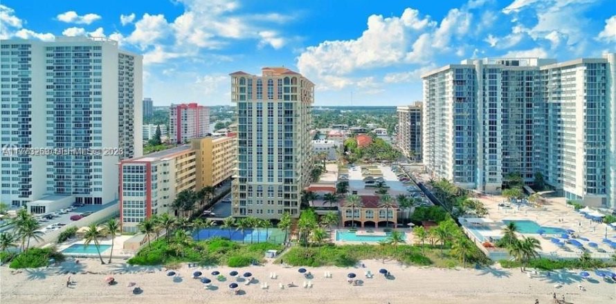 Condo à Hallandale Beach, Floride, 2 chambres № 2193776
