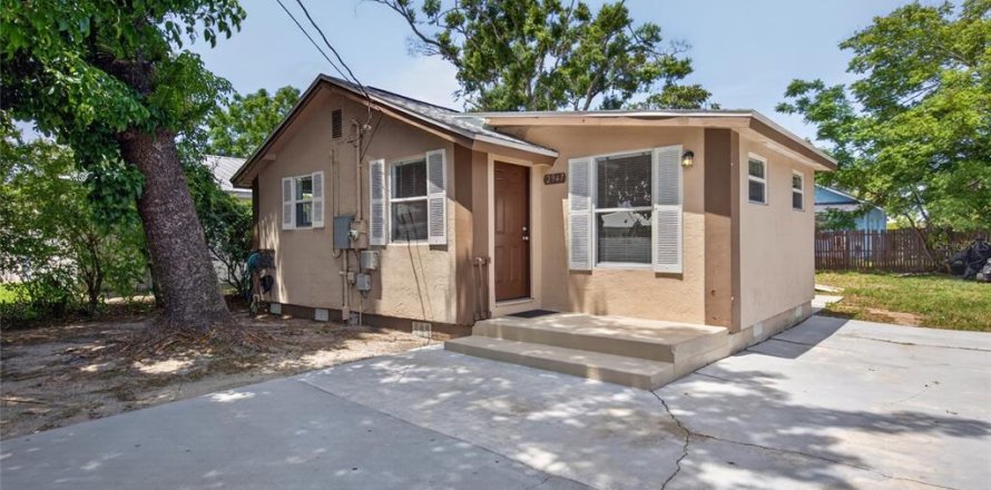 Villa ou maison à Sarasota, Floride 3 chambres, 80.27 m2 № 2207992