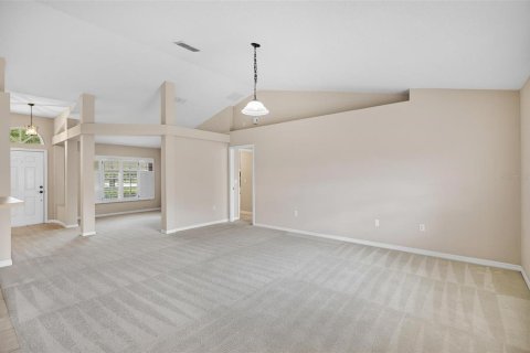 Casa en venta en Palm Coast, Florida, 4 dormitorios, 190.45 m2 № 2233178 - foto 12