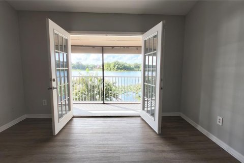 Condo in Altamonte Springs, Florida, 2 bedrooms  № 2230781 - photo 7