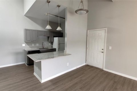 Condo in Altamonte Springs, Florida, 2 bedrooms  № 2230781 - photo 3