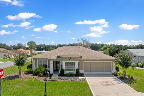 Villa ou maison à Summerfield, Floride 2 chambres, 157.84 m2 № 2312538