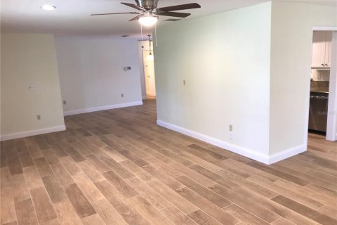 House in Bradenton, Florida 3 bedrooms, 140.56 sq.m. № 1855745 - photo 8