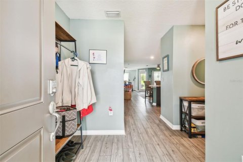 Townhouse in Tampa, Florida 2 bedrooms, 150.59 sq.m. № 1341569 - photo 4