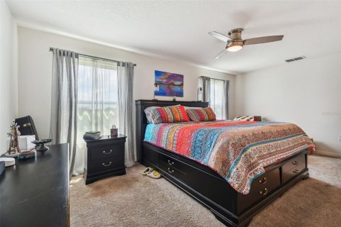 Townhouse in Tampa, Florida 2 bedrooms, 150.59 sq.m. № 1341569 - photo 18