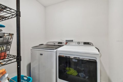 Townhouse in Tampa, Florida 2 bedrooms, 150.59 sq.m. № 1341569 - photo 26