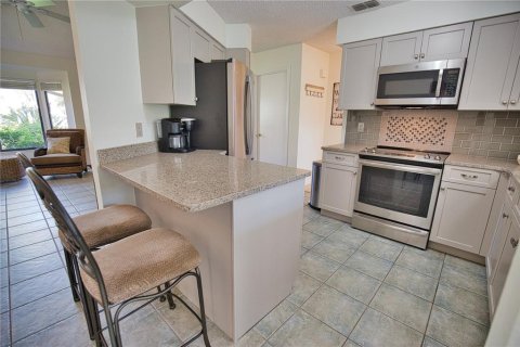 Villa ou maison à vendre à Nokomis, Floride: 2 chambres, 130.71 m2 № 2410628 - photo 10