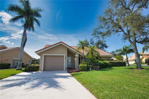 Villa ou maison à vendre à Nokomis, Floride: 2 chambres, 130.71 m2 № 2410628 - photo 3