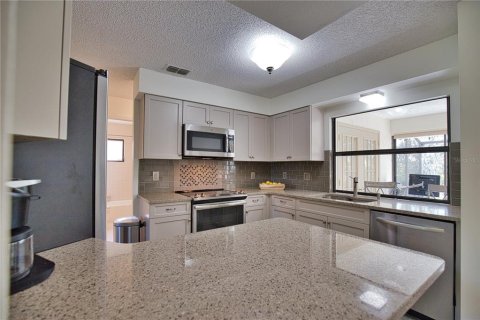 Villa ou maison à vendre à Nokomis, Floride: 2 chambres, 130.71 m2 № 2410628 - photo 9