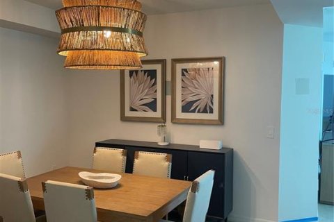 Condominio en alquiler en Venice, Florida, 2 dormitorios, 121.98 m2 № 2230830 - foto 3