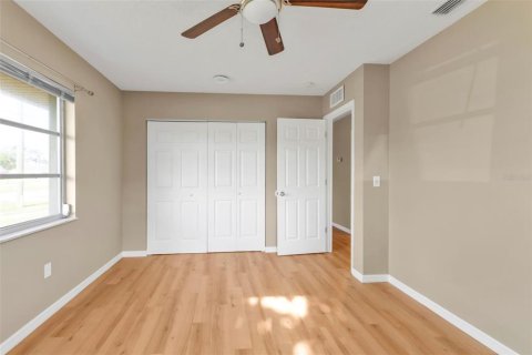 House in North Port, Florida 4 bedrooms, 140.93 sq.m. № 1626380 - photo 14
