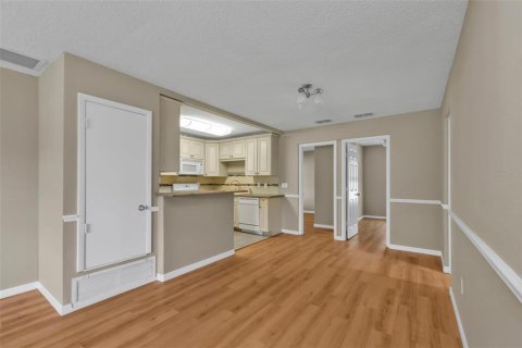 House in North Port, Florida 4 bedrooms, 140.93 sq.m. № 1626380 - photo 21