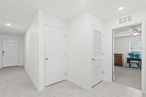 House in Parrish, Florida 4 bedrooms, 169.83 sq.m. № 2092279 - photo 16